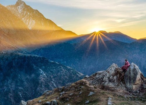 Chương trình Hành hương Dharamsala - Trụ xứ Đức Dalai Latma XIV - Hiking đỉnh Triund Hill 7 Ngày 6 Đêm