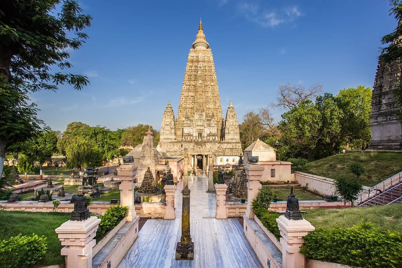 <a href="#bodhgaya" style="color:#FFF;">Bồ Đề Đạo Tràng</a>